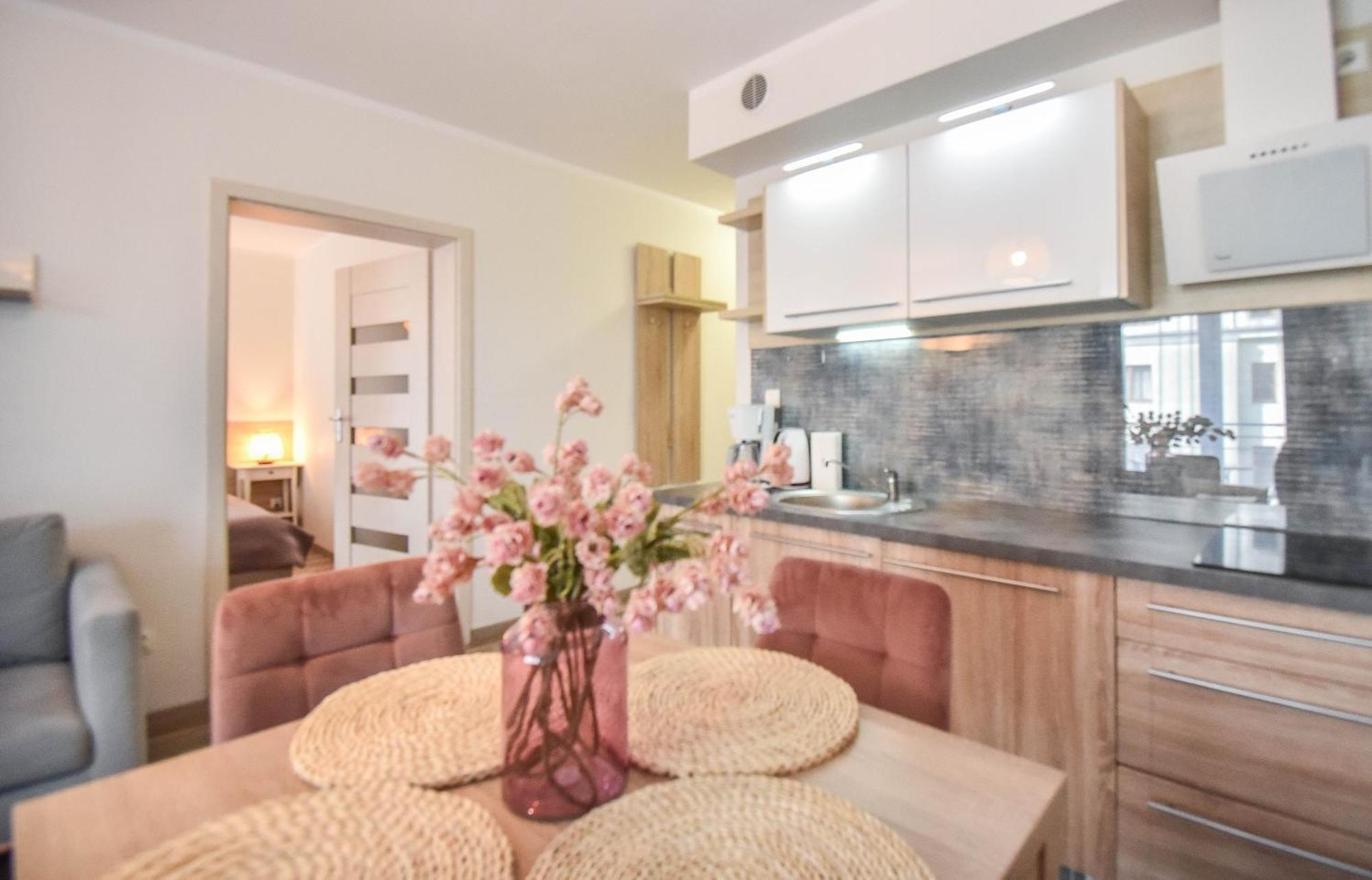 Apartamenty Na Wyspie - Villa Pegaz - Parking Свиноуйсьце Экстерьер фото