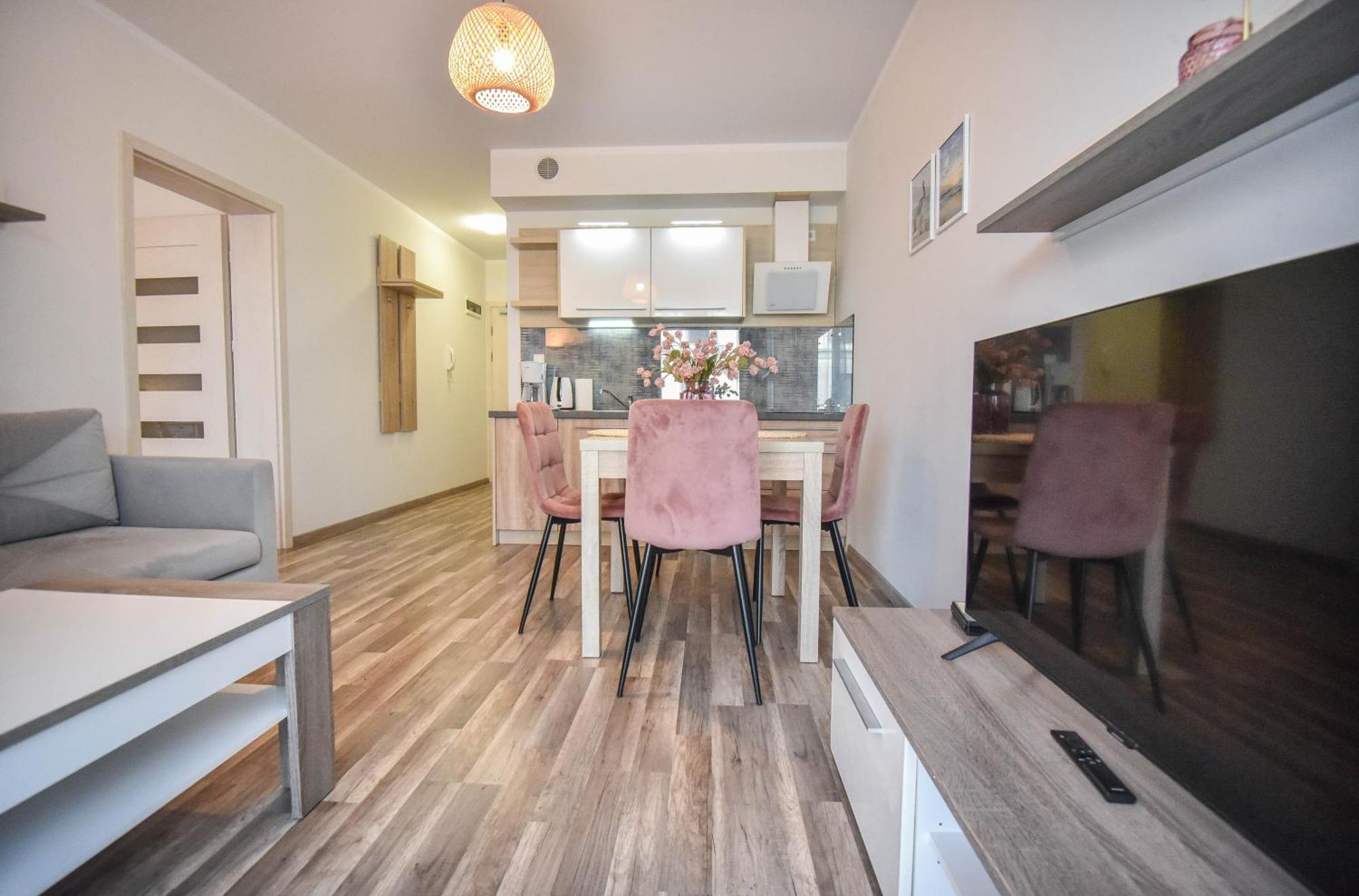 Apartamenty Na Wyspie - Villa Pegaz - Parking Свиноуйсьце Экстерьер фото